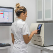 espace-de-sterilisation dentiste cabinet dentaire Sannois val d'oise salle de stérilisation au cabinet dentaire Sannois Val d'Oise